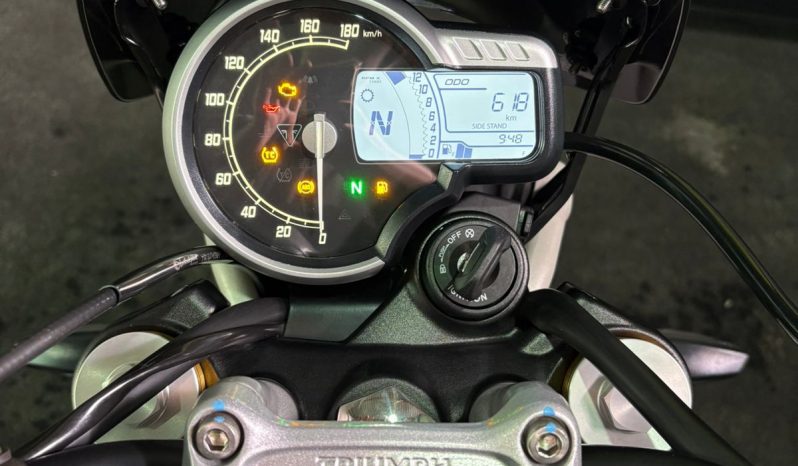 TRIUMPH SCRAMBLER 400 XC 2026 cheio