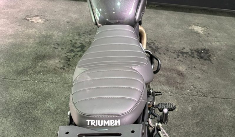 TRIUMPH SCRAMBLER 400 XC 2026 cheio