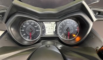 YAMAHA XMAX-250 ABS 2024 cheio