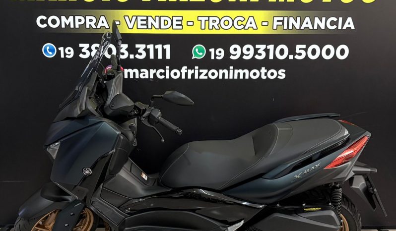 YAMAHA XMAX-250 ABS 2024 cheio