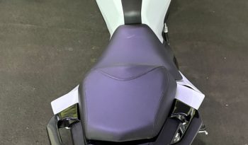 YAMAHA FZ-25 FAZER CONNECTED 2025 cheio