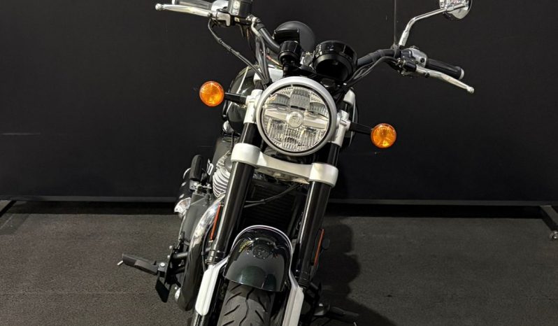 ROYAL ENFIELD SUPER METEOR 650 ASTRAL 2025 cheio