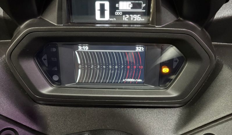 YAMAHA XMAX-250 CONNECTED 2025 cheio