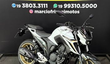 YAMAHA FZ-25 FAZER CONNECTED 2025 cheio