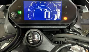 YAMAHA FZ-25 FAZER CONNECTED 2025 cheio