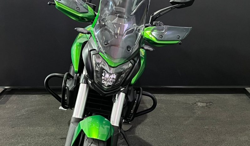 BAJAJ DOMINAR 400 ABS 2023 cheio