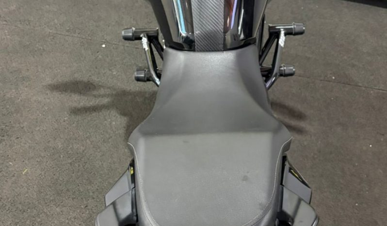 YAMAHA FZ-15 FAZER FLEX ABS 2024 cheio