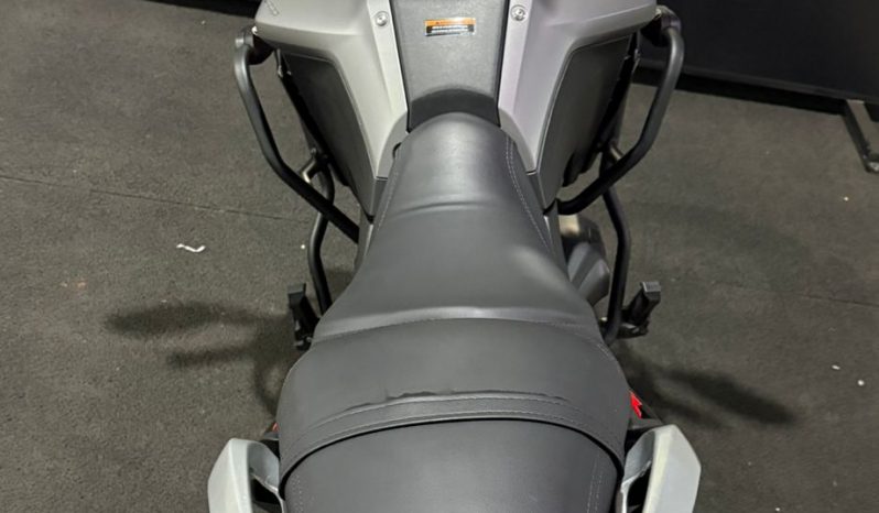 YAMAHA XTZ-250 LANDER CONNECTED 2025 cheio