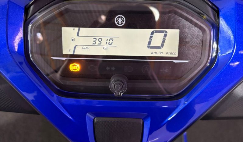 YAMAHA FLUO-125 CONNECTED ABS 2026 cheio
