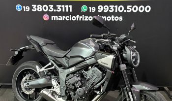 HONDA CB-650R E-CLUTCH 2026 cheio