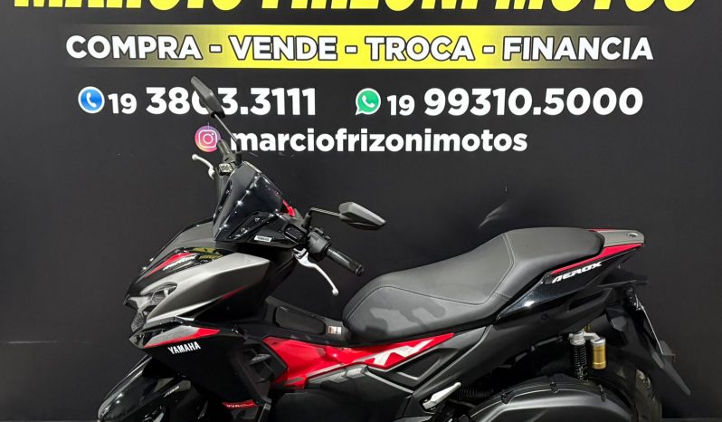 YAMAHA AEROX CONNECTED 160 2026 cheio