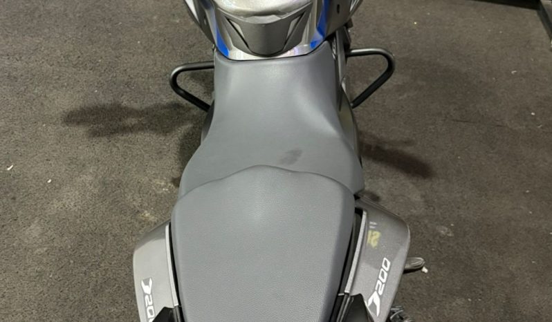 BAJAJ DOMINAR 200 ABS 2025 cheio