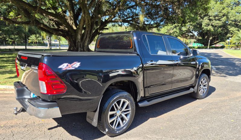 TOYOTA HILUX SRX 2017 cheio