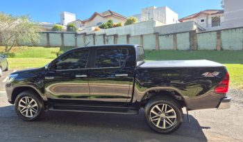 TOYOTA HILUX SRX 2017 cheio