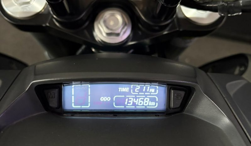 BAJAJ DOMINAR 400 ABS 2025 cheio