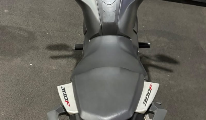 HONDA CB-300F TWISTER CBS 2026 cheio