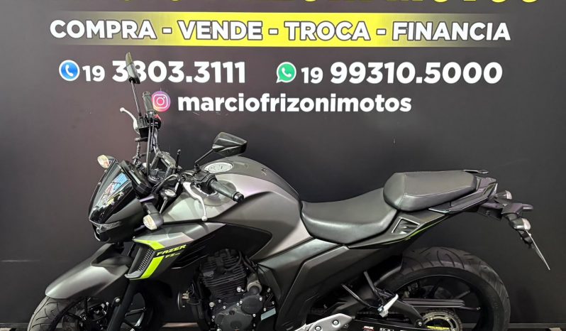 YAMAHA FZ-25 FAZER BLUEFLEX ABS 2024 cheio