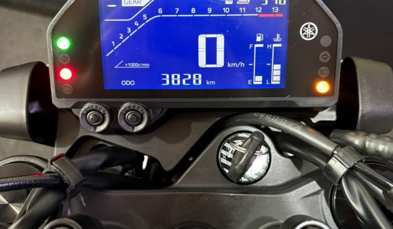 YAMAHA MT-03 CONNECTED ABS 2026 cheio