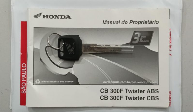 HONDA CB-300F TWISTER ABS 2025 cheio