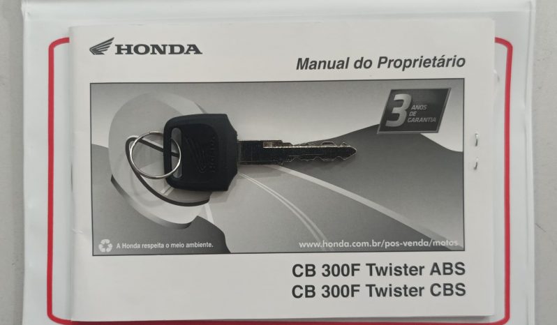 HONDA CB-300F TWISTER ABS 2025 cheio