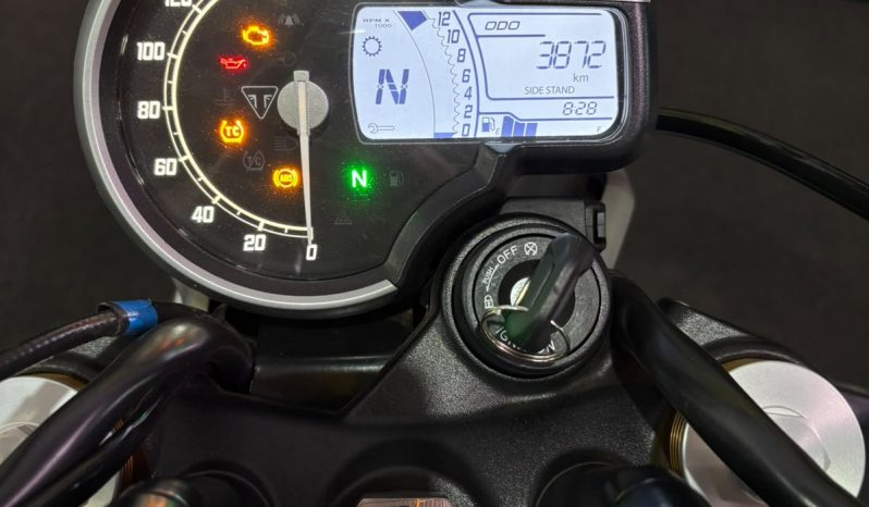 TRIUMPH SPEED 400 2025 cheio