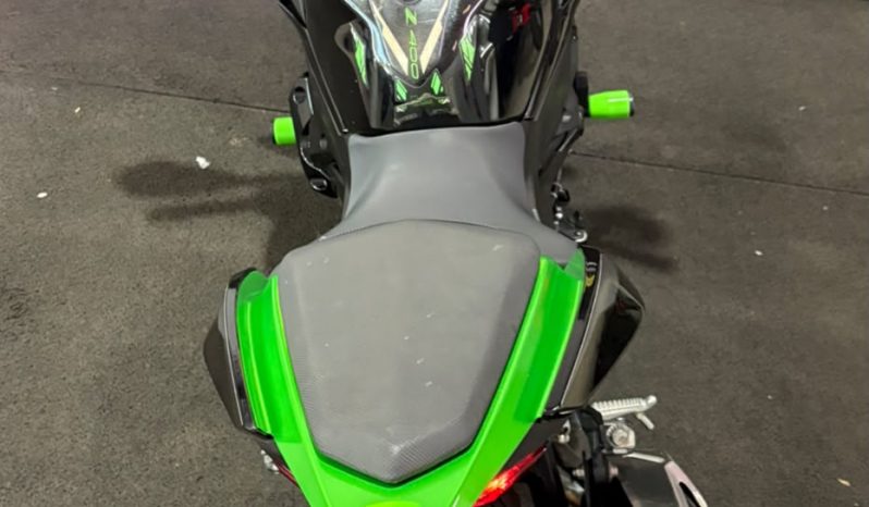 KAWASAKI Z-400 ABS 2022 cheio