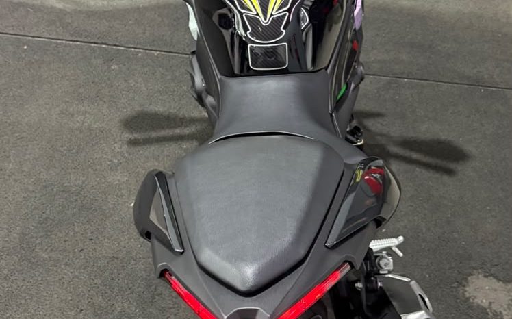 KAWASAKI Z-500 SE ABS 2026 cheio
