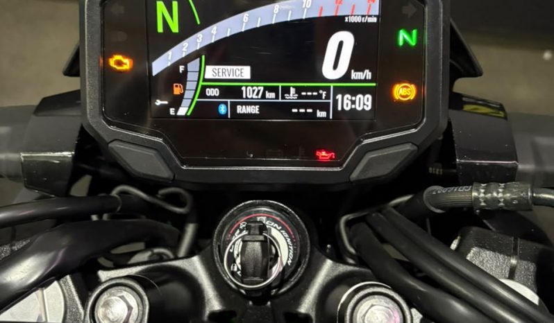 KAWASAKI Z-500 SE ABS 2026 cheio