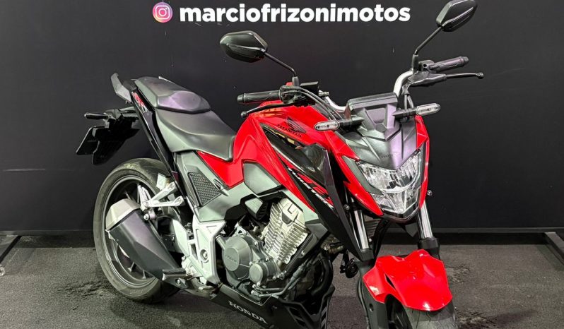 HONDA CB-300 F TWISTER 2024 cheio