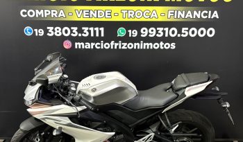 YAMAHA YZF R-15 ABS 2026 cheio
