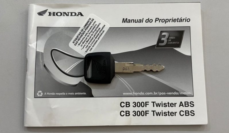 HONDA CB-300 F TWISTER ABS 2025 cheio