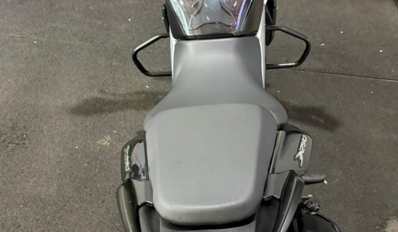 BAJAJ DOMINAR 250 ABS 2025 cheio
