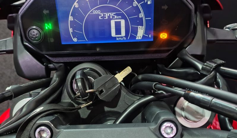 YAMAHA FZ-25 FAZER CONNECTED ABS 2025 cheio