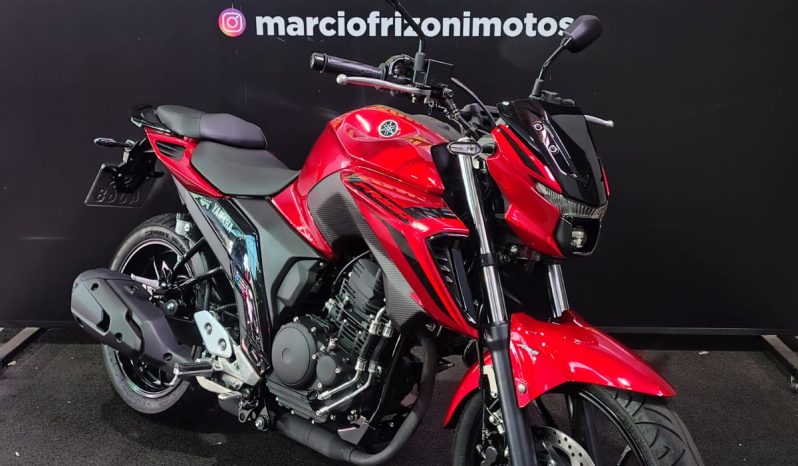 YAMAHA FZ-25 FAZER CONNECTED ABS 2025 cheio