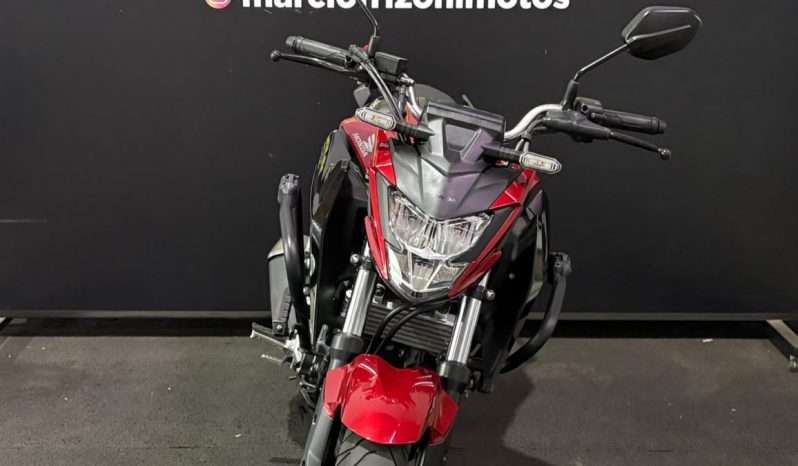 HONDA CB-300 F TWISTER 2025 cheio