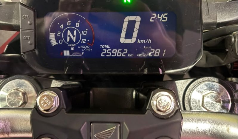 HONDA CB-300 F TWISTER 2025 cheio