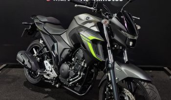 YAMAHA FZ-25 FAZER BLUEFLEX ABS 2024 cheio