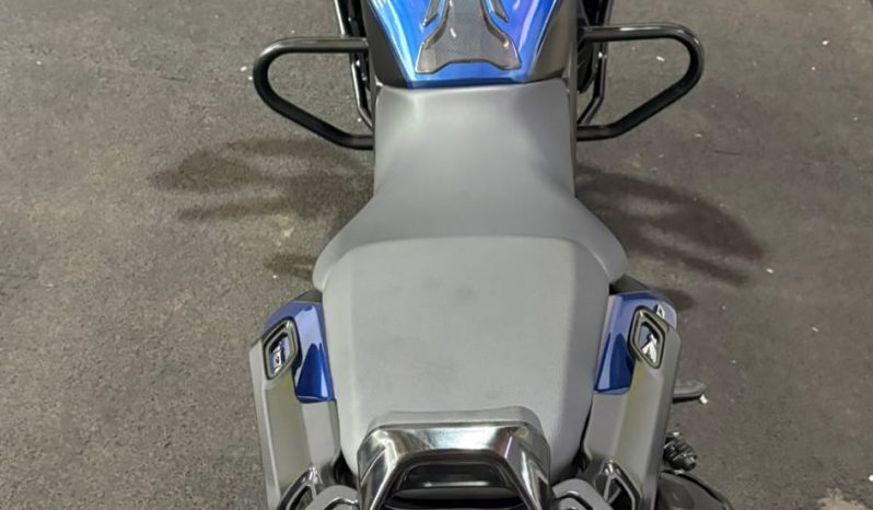 BAJAJ DOMINAR 400 ABS 2025 cheio