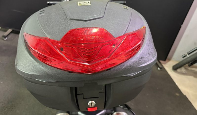 YAMAHA FZ-25 FAZER 2024 cheio