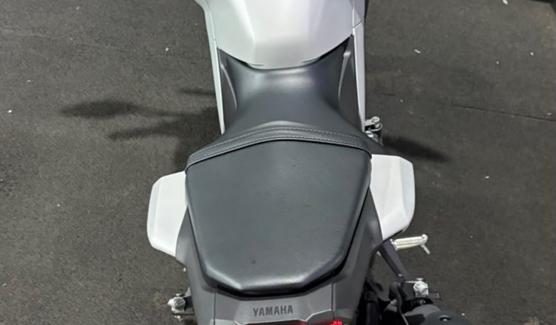 YAMAHA MT-03 CONNECTED 2026 cheio