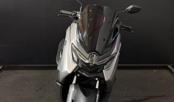 YAMAHA NMAX 160 CONNECTED 2025 cheio