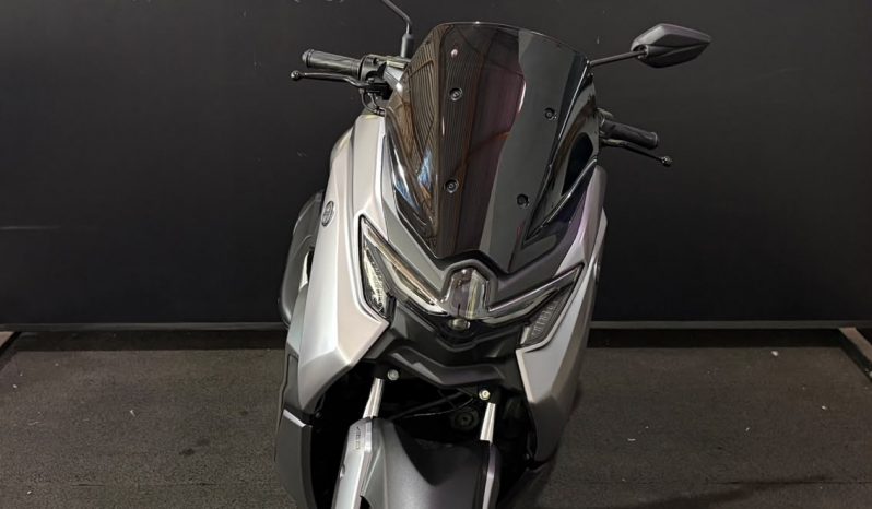 YAMAHA NMAX 160 CONNECTED 2025 cheio