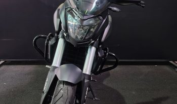 BAJAJ DOMINAR 400 ABS 2024 cheio