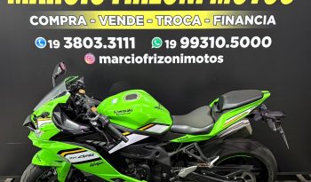 KAWASAKI NINJA ZX-4RR 2026 cheio