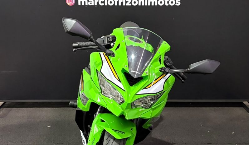 KAWASAKI NINJA ZX-4RR 2026 cheio