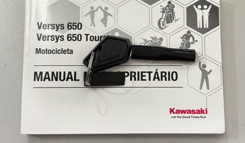 KAWASAKI VERSYS 650 ABS 2026 cheio