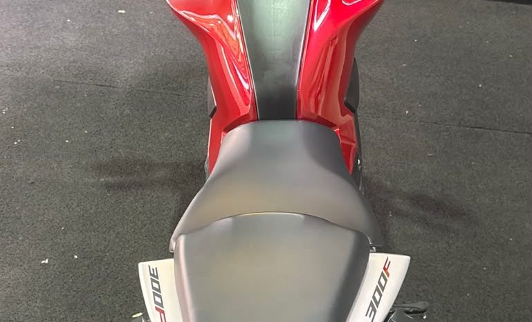 HONDA CB-300 F TWISTER ABS 2026 cheio