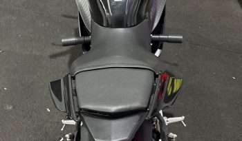 YAMAHA YZF R-15 ABS 2025 cheio